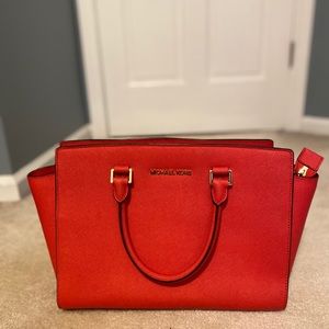 Michael Kors Shoulder/Cross Body Bag